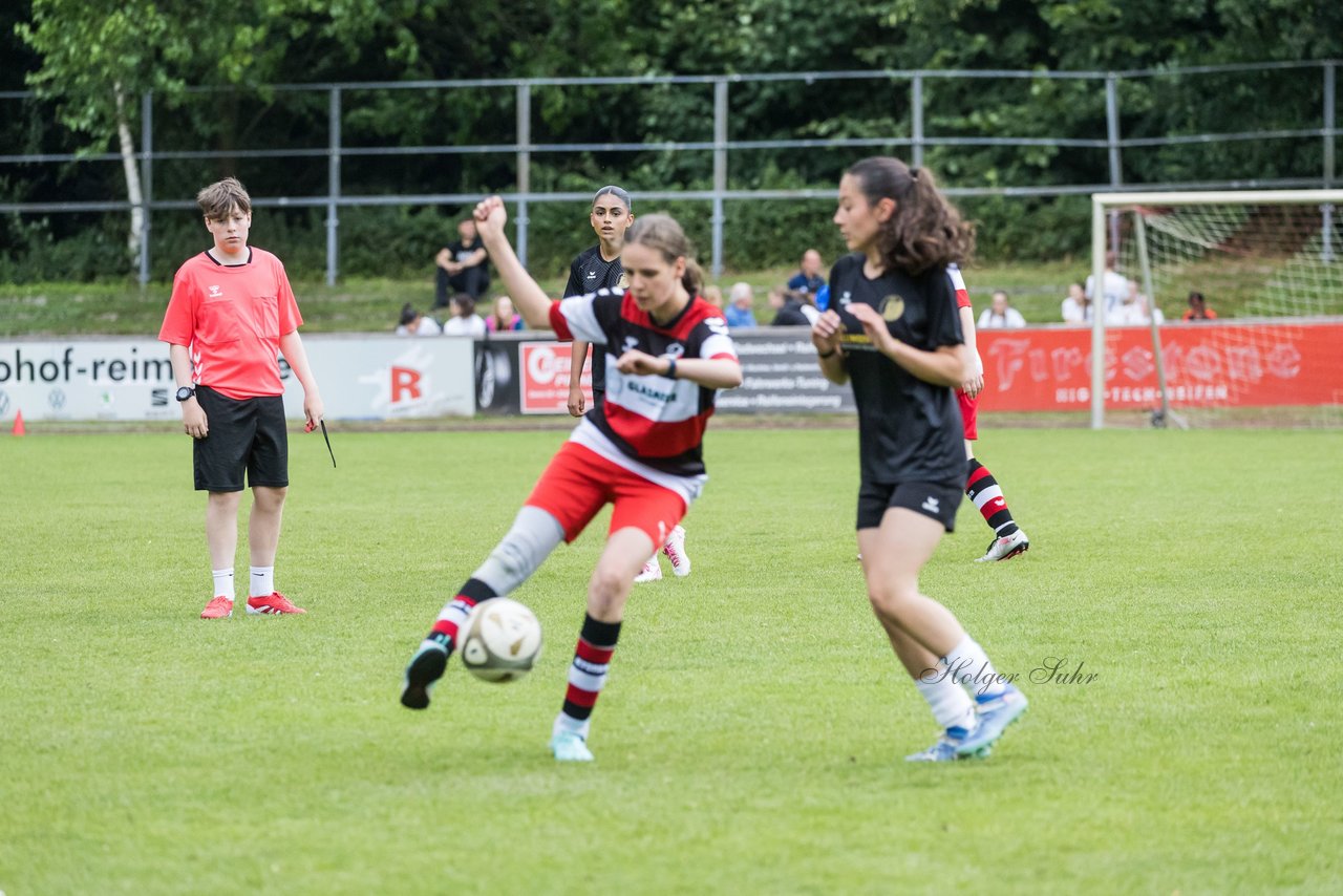 Bild 110 - Loewinnen Cup